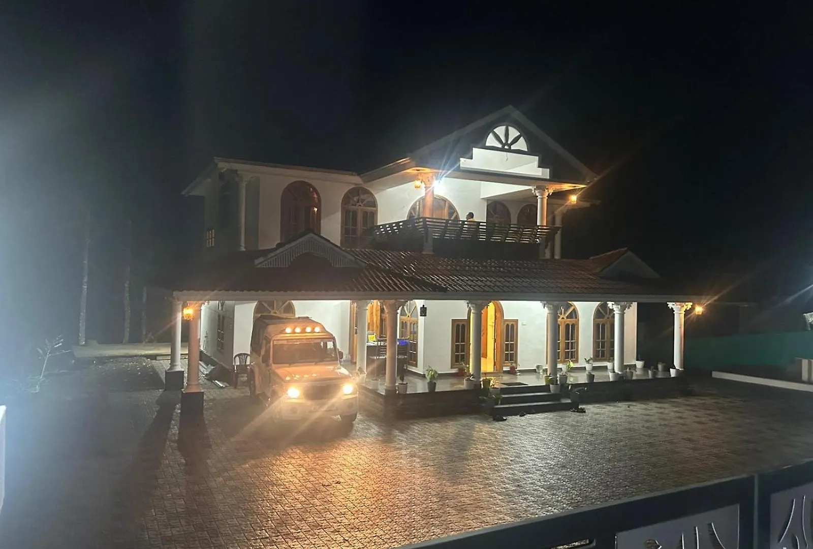 Banjara Hills Munnar Villa