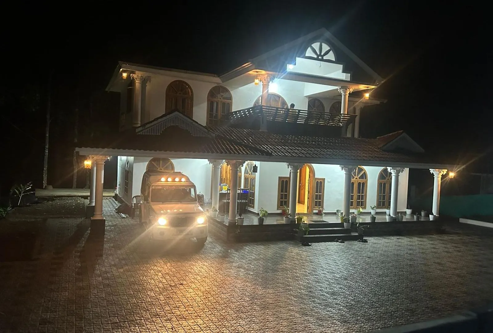 Banjara Hills Munnar Villa
